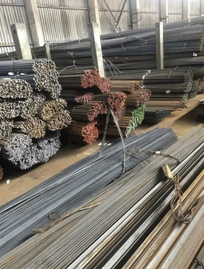 Продаж Металопрокату чорного кольоровий оцинковка нержавіюча арматура 3
