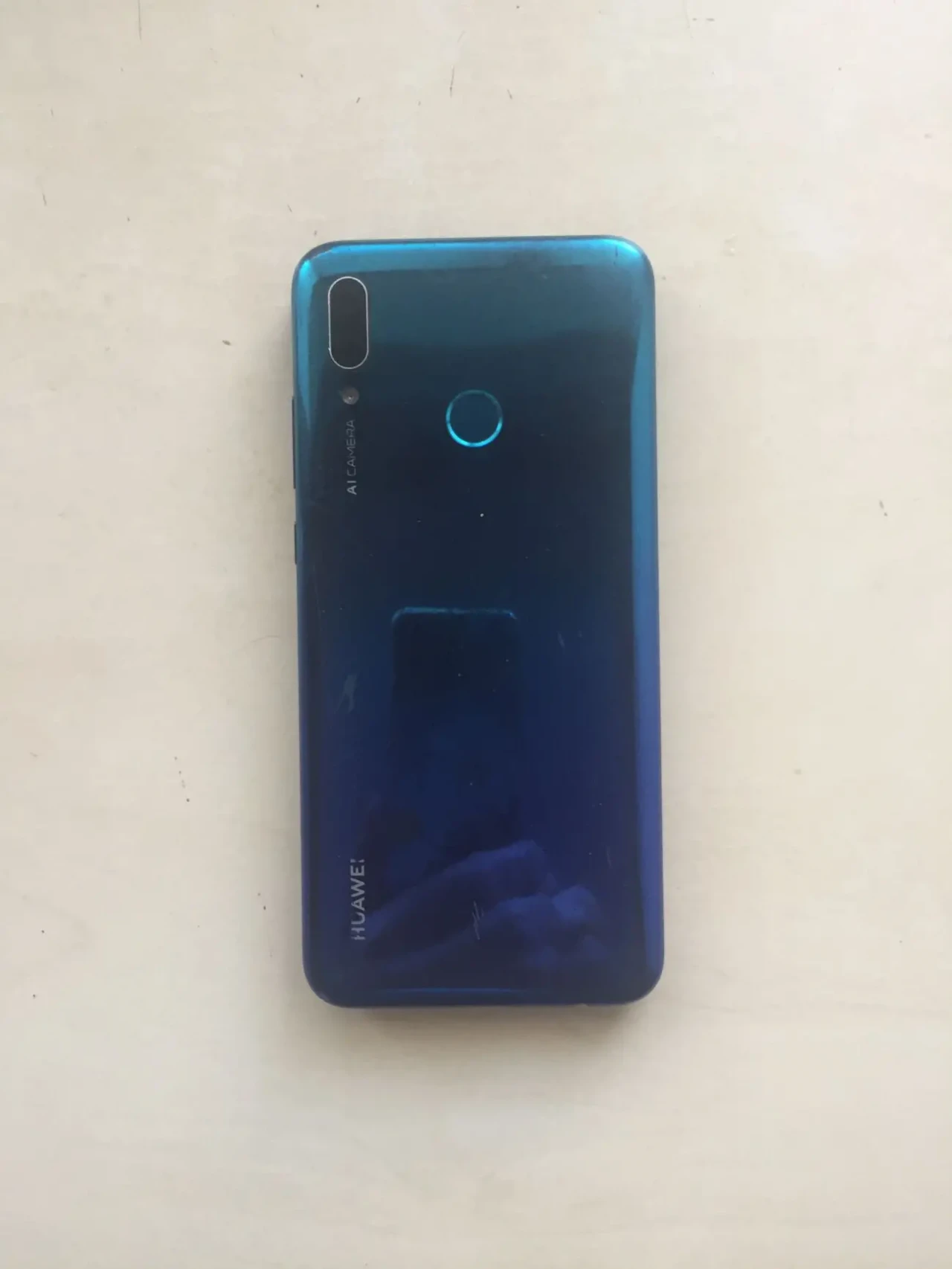 Смартфон Huawei р смарт 2019 6