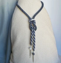 Прикраса із бісеру кольє-джгут Кришталевий Бриз