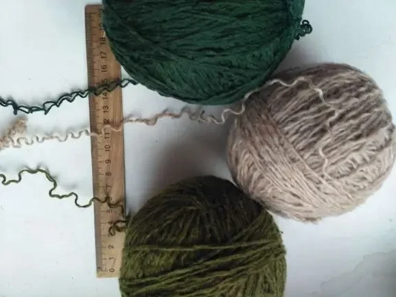 Для детских теплых вещей нитки 3 цвета пряжа 2