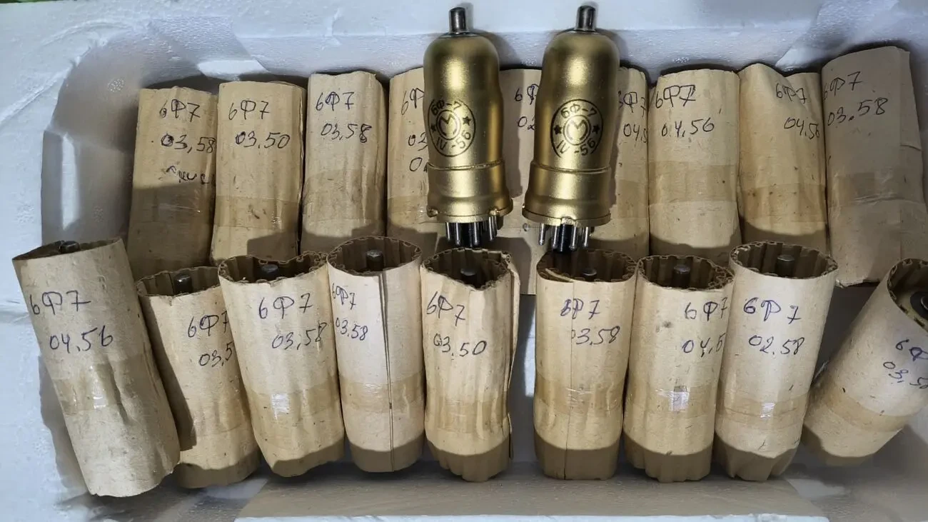 Продам нові радіолампи 2