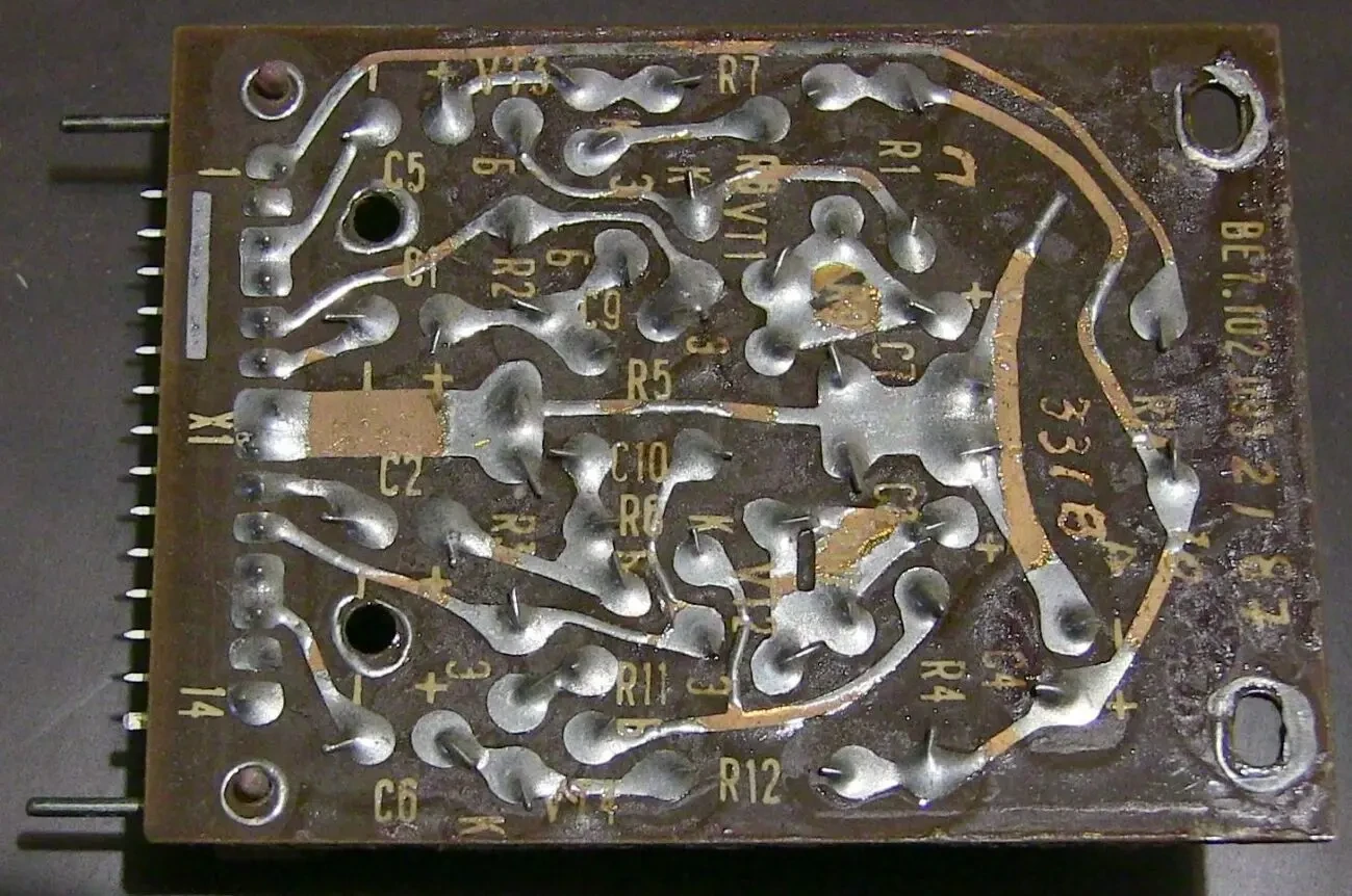 Модуль А3 от Магнитофона Сатурн 202-2 Бобиник. Рабочее состояние. 3