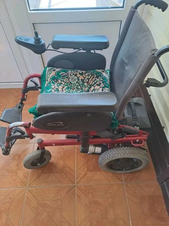 продам инвалидную коляску RUMBA 3