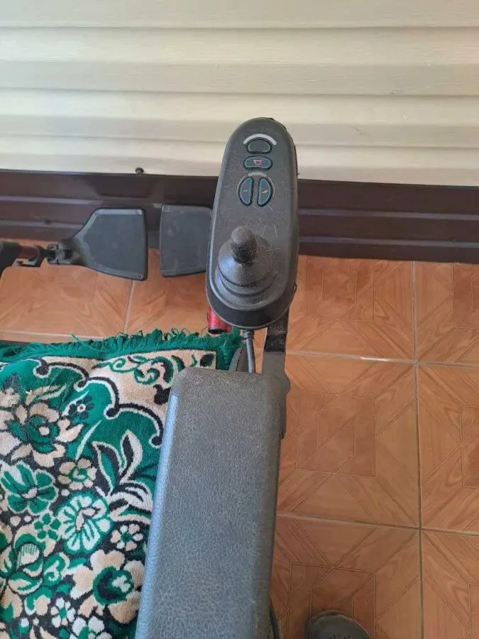 продам инвалидную коляску RUMBA 5