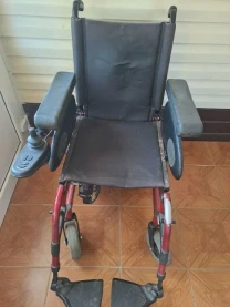 продам инвалидную коляску RUMBA