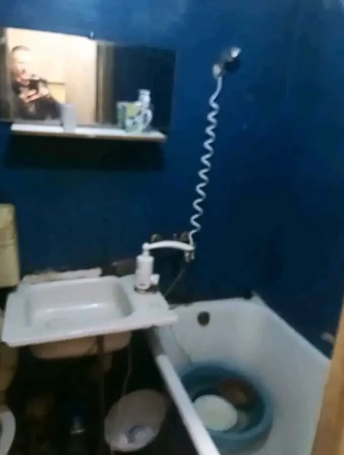 Сдам комнату гостинку квартиру 173 квартал 3