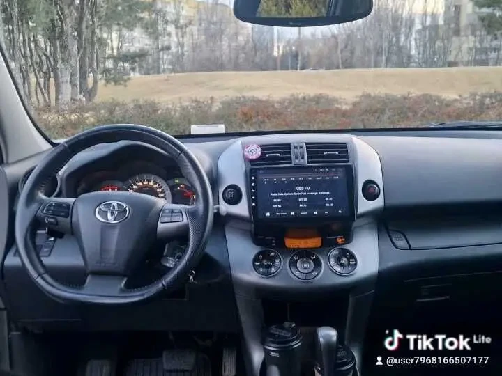 Продам Toyota Rav4 2.2 дизель у відмінному стані 2