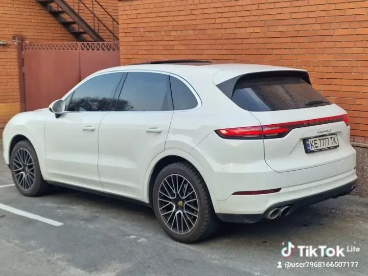 Продам Porsche Cayenne S 2.9 Turbo 9
