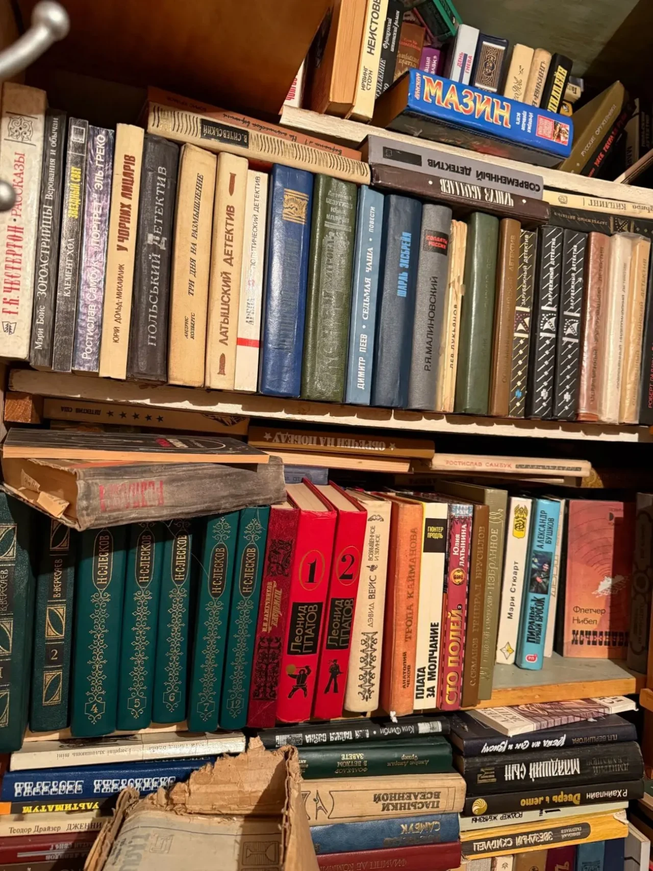 Купуємо книги і предмети старовини 2