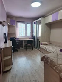 Власник. Здам 2-кімнатну квартиру вул. Саперно-Слобідська, 8