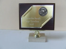 Памятний знак вогнеборцю роз.23х20  см. 2016 рік на мармуровій підста