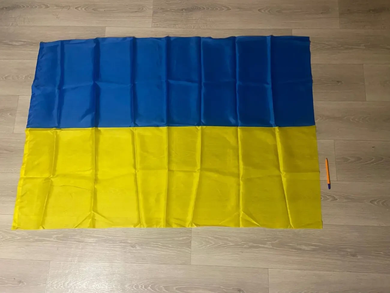 Продам український прапор (б/в)