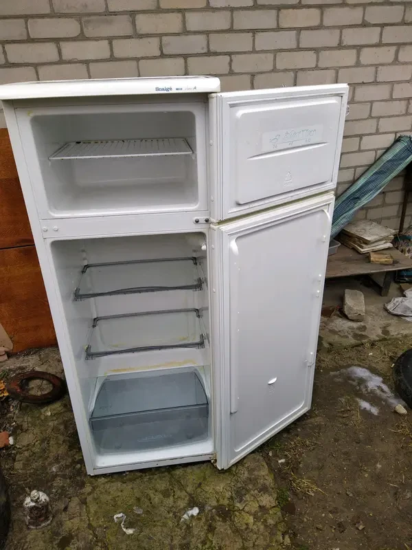 Холодильник 4