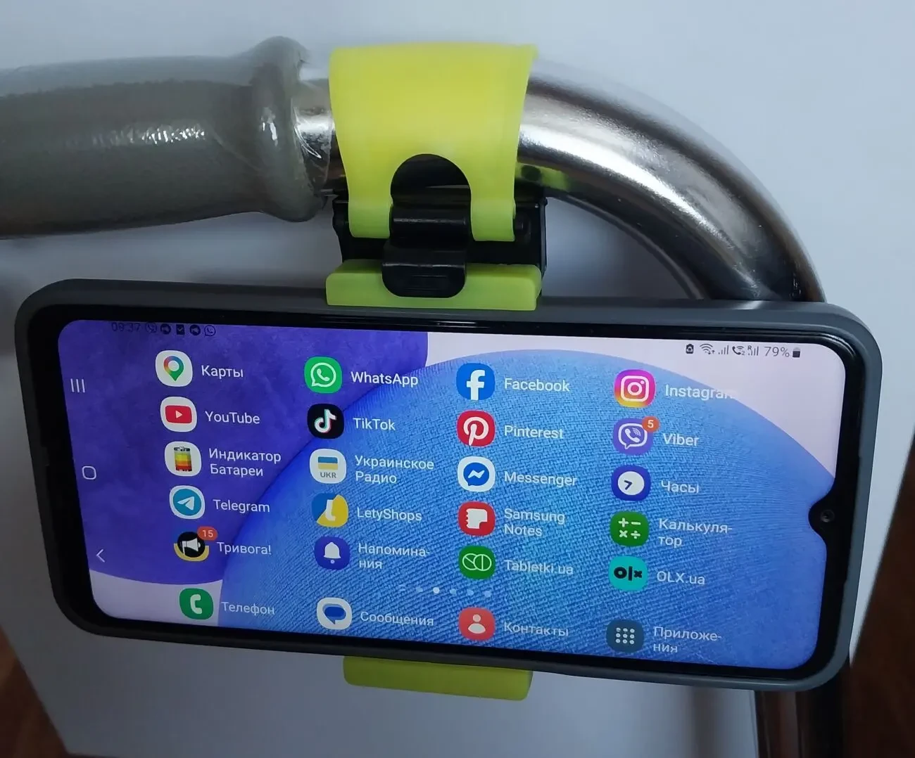 Тримач для смартфону на кермо Держатель для смартфона на руль 9