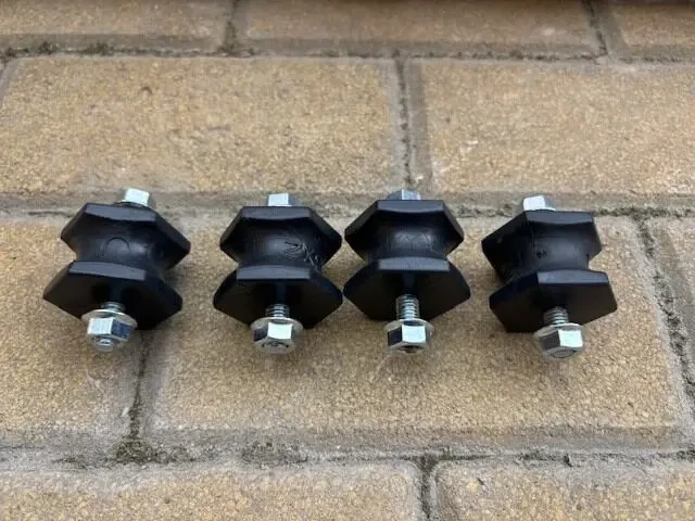 Підставка під зовнішній блок кондиціонера 9