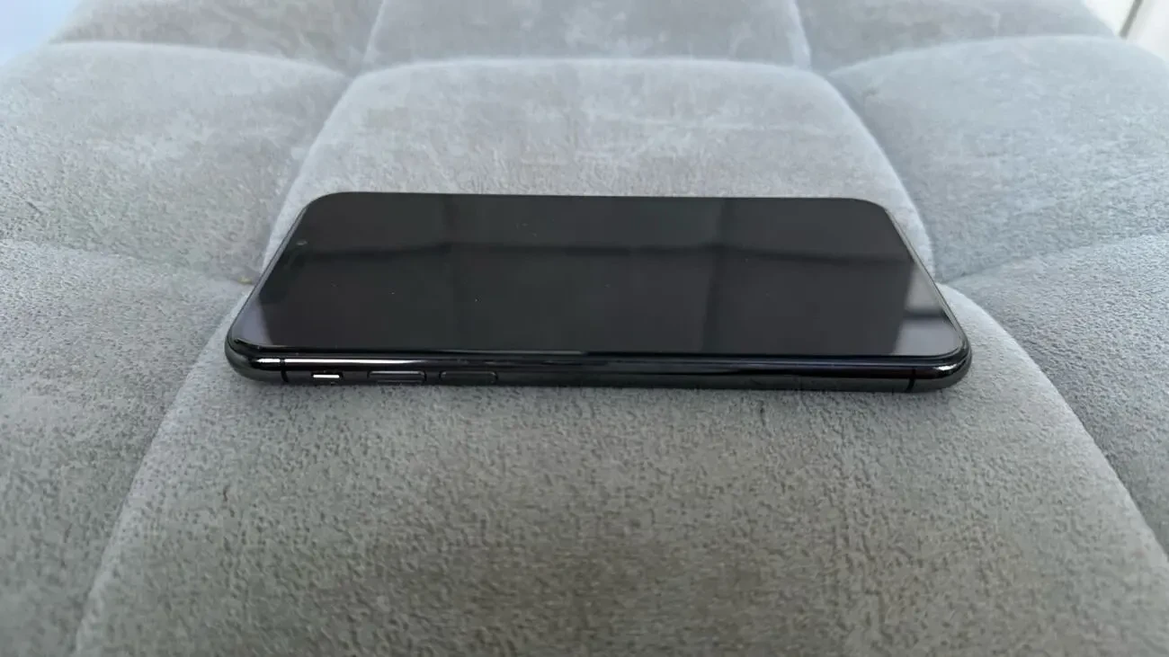 iPhone X 64GB blakc 3