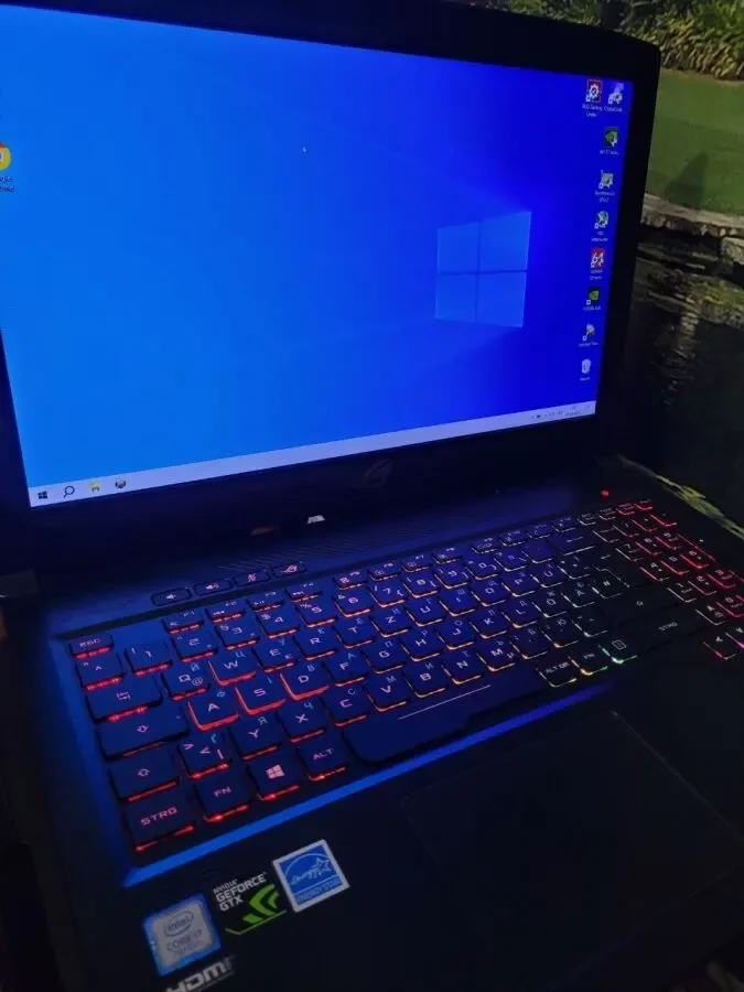 Ноутбук Asus Rog Strix