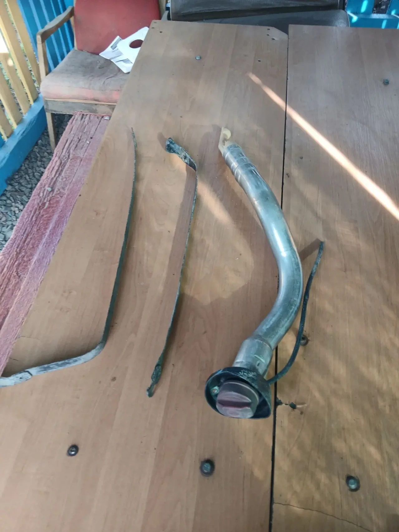 Горловина паливного бака для Аудіо 100 С4