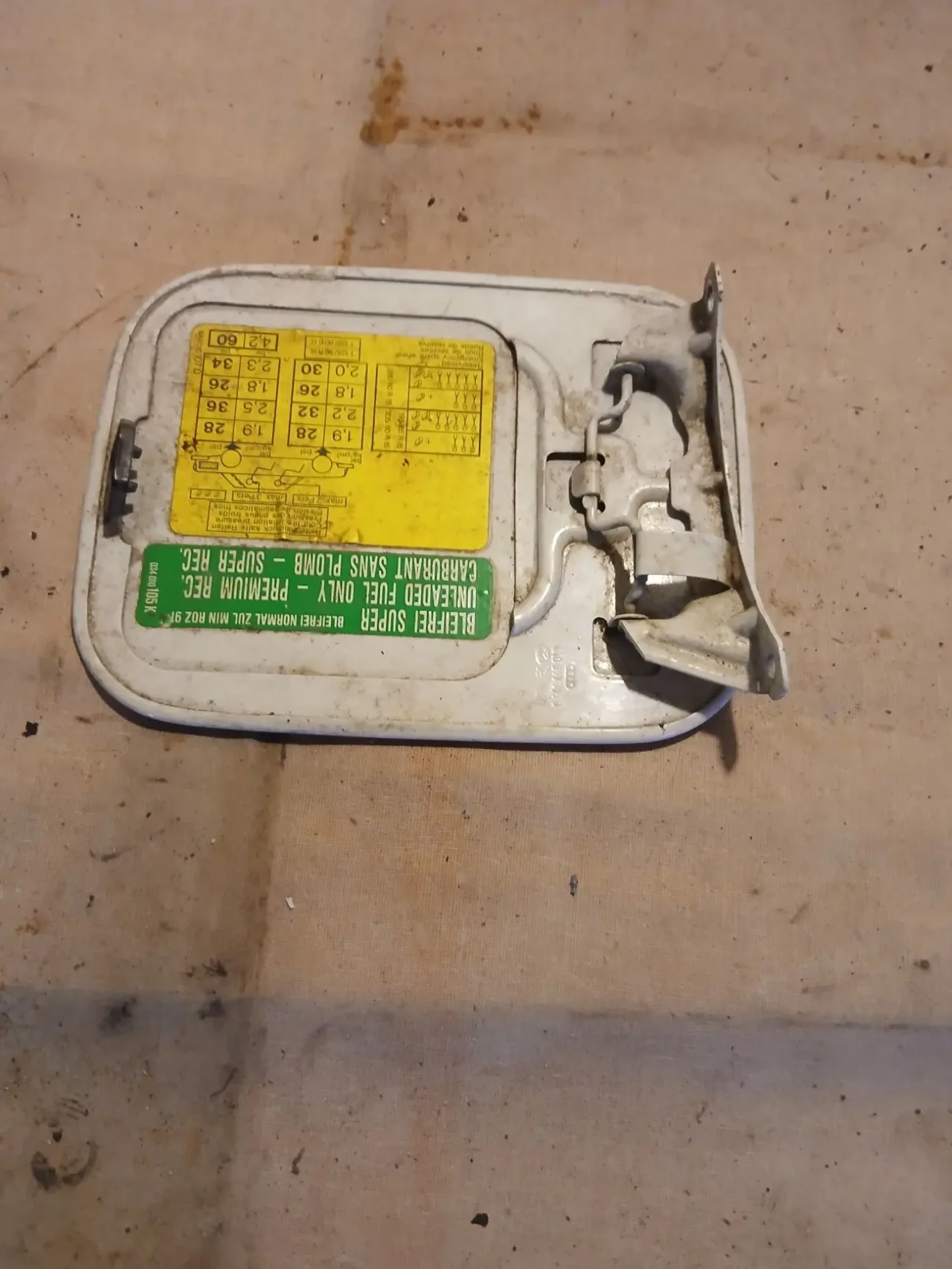 Лючок паливного бака для Аудіо 100 С4