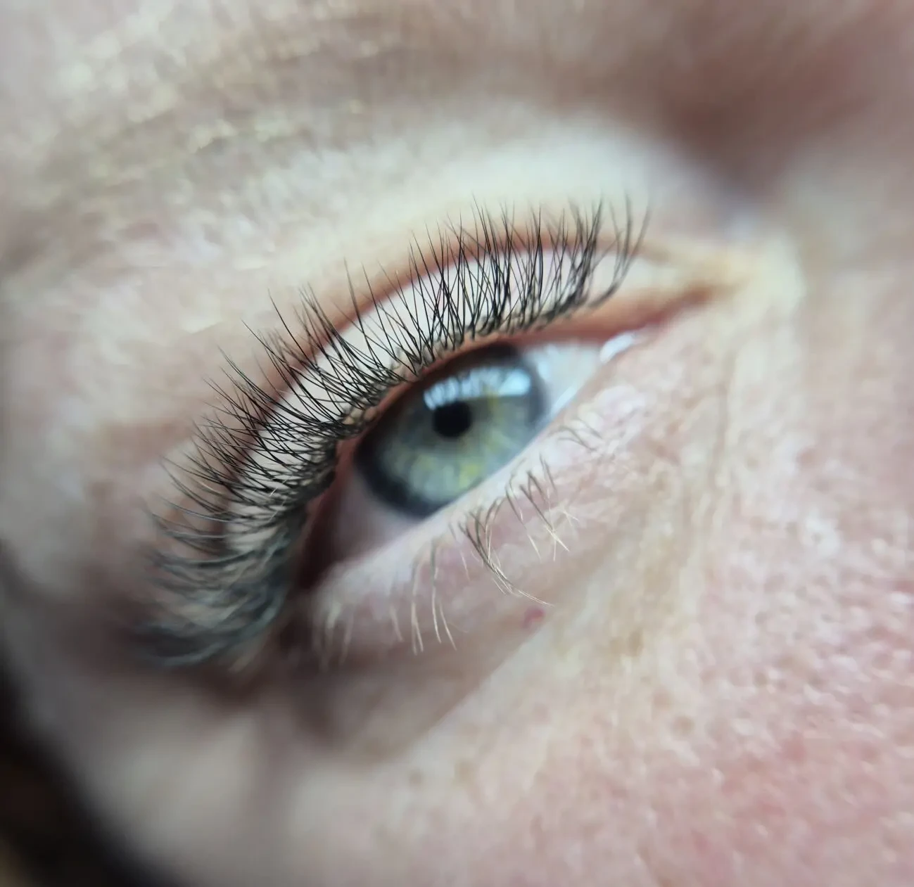 Нарощування вій/Правий берег/метро Святошино 5