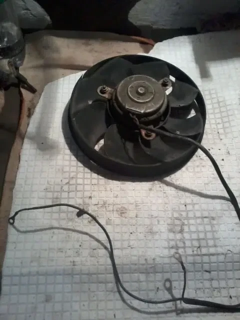 Вентилятор радіатора охолодження  Audi c4 100