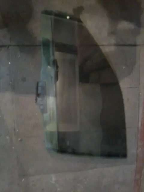 Стекла боковые  Ауди 100  С4