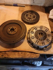 Щеплення корзина маховик ауді 100  с4