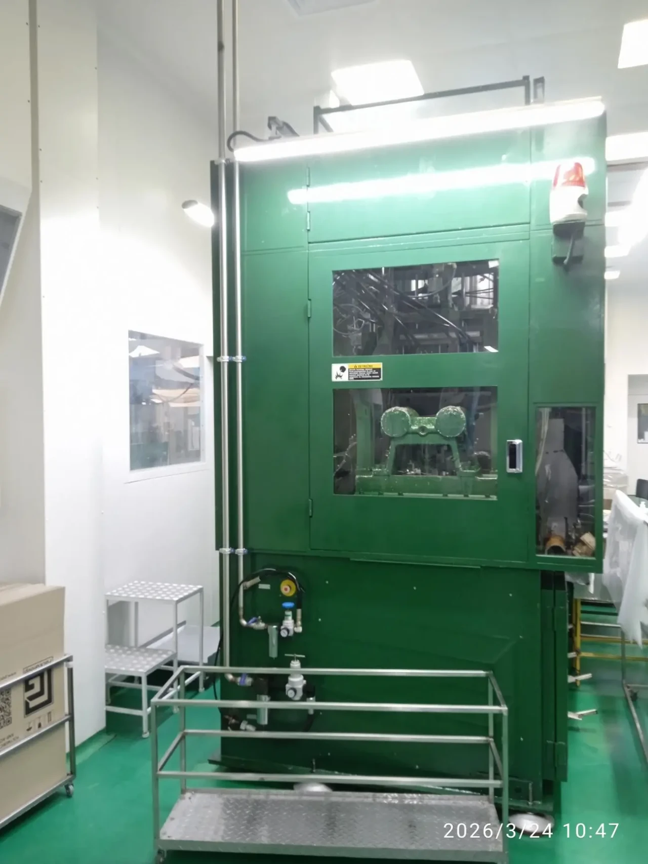 Вытягивающе-инжекторная выдувная формовочная машина ASB-70DPH 3