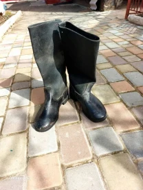 продам кирзові чоботи 42 розмір