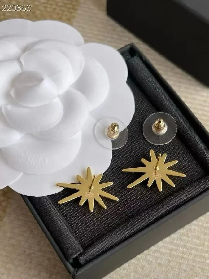 Сережки Chanell 4