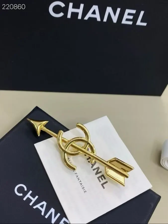 Брошка Chanell 5