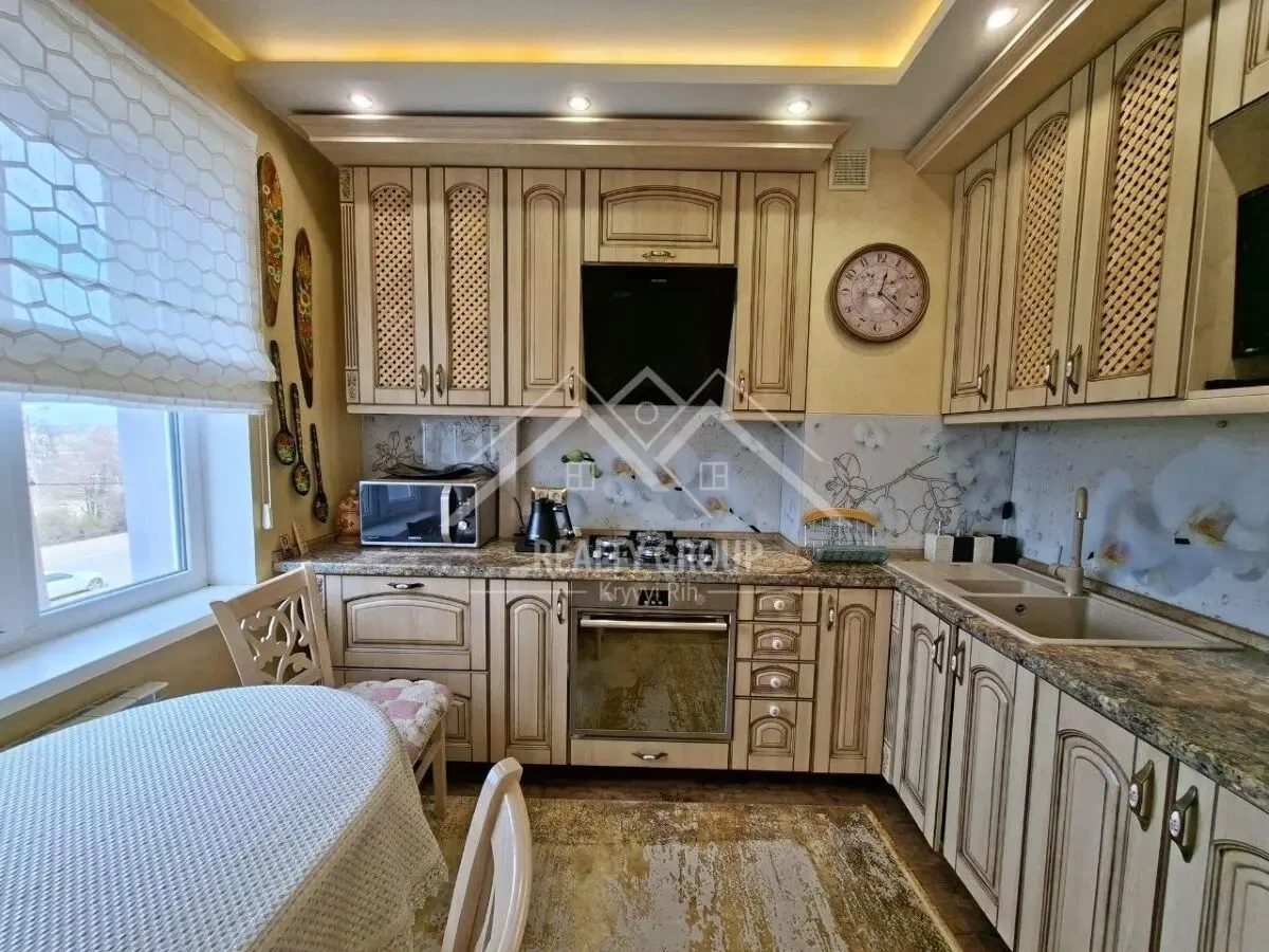 Продаж квартир