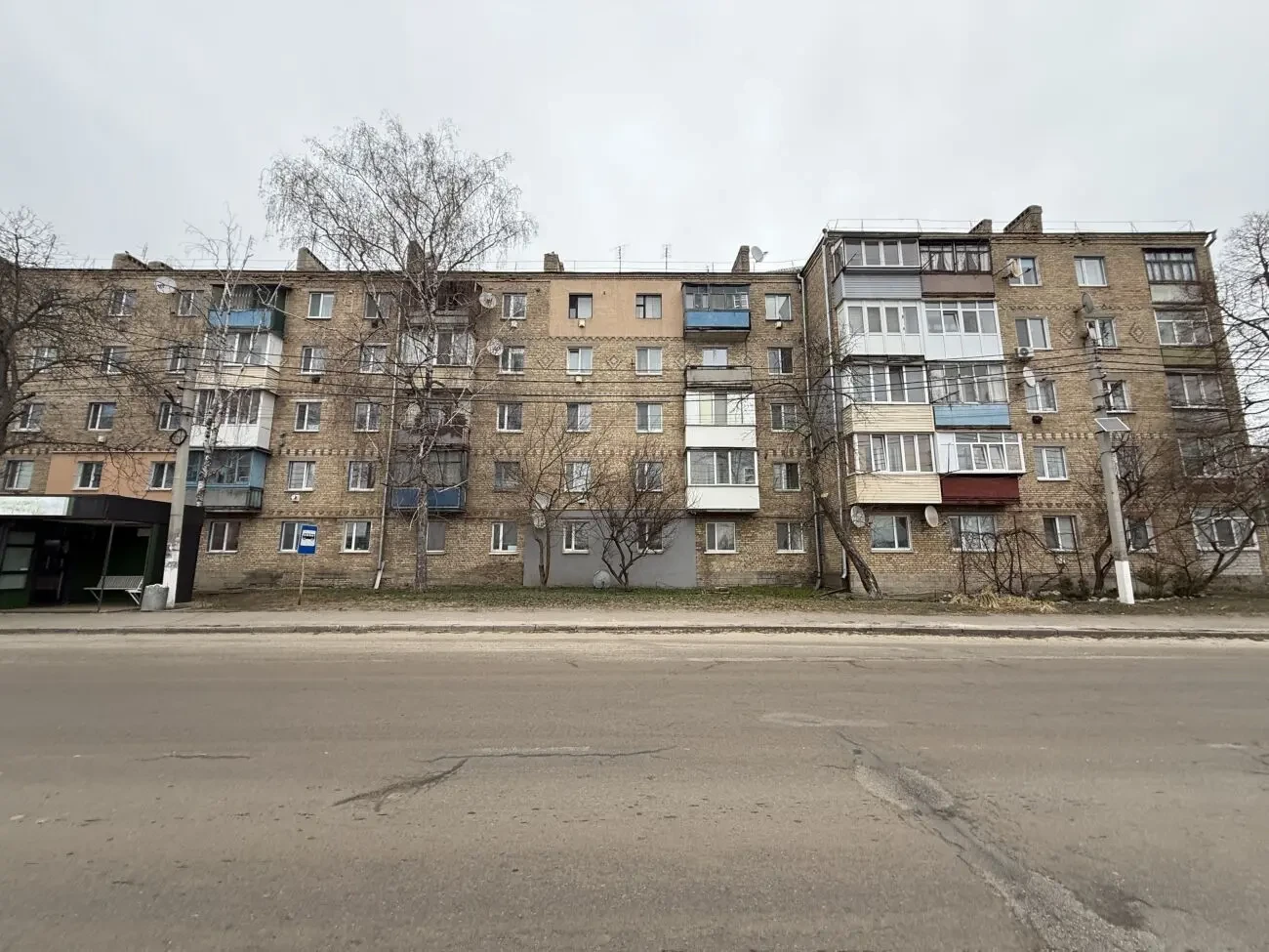 Продам 1 кім. квартиру м. Яготин 25 м2