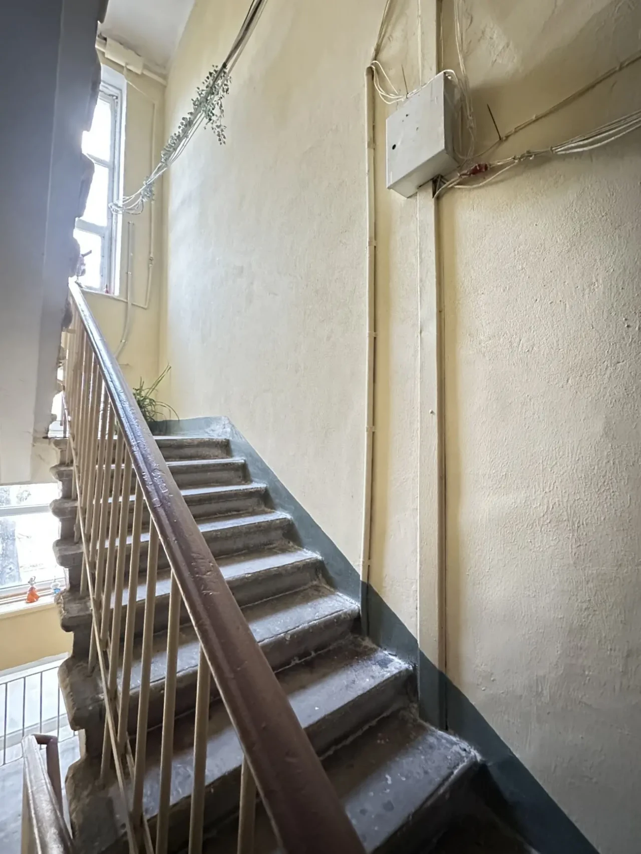 6 ст.Б.Фонтана,светлая приятная квартира,остается мебель,техника 10