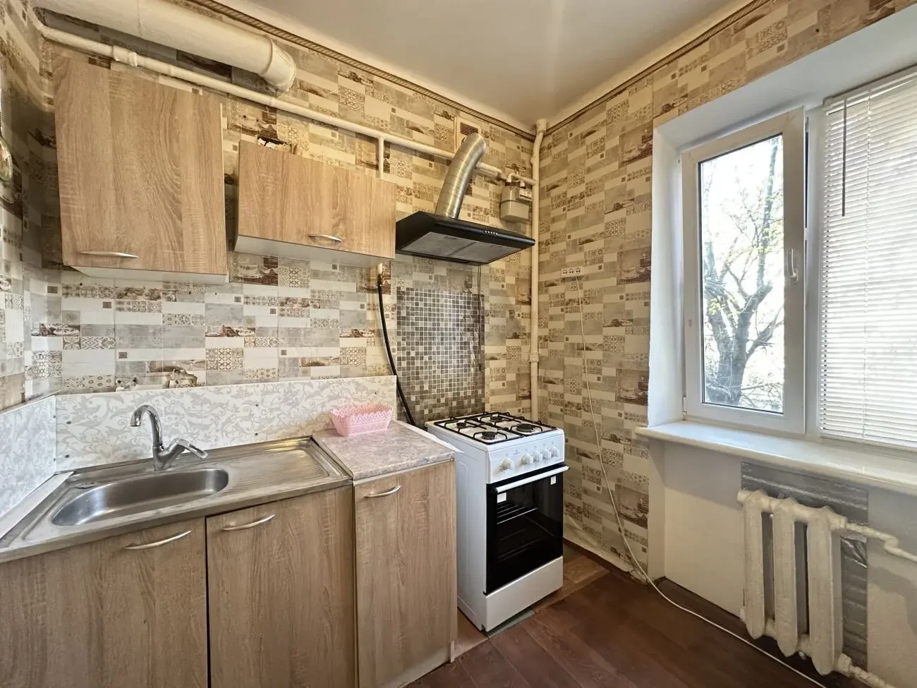 6 ст.Б.Фонтана,светлая приятная квартира,остается мебель,техника 3