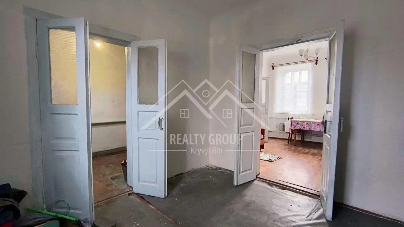 ПРОДАМ будинок з ГАРАЖЕМ на Розвилці 7