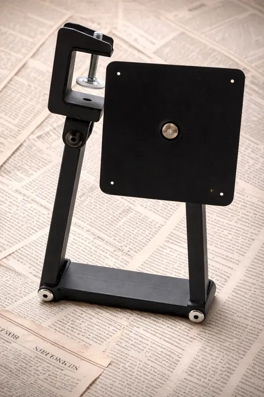 Кронштейн. Тримач для монітору... 2