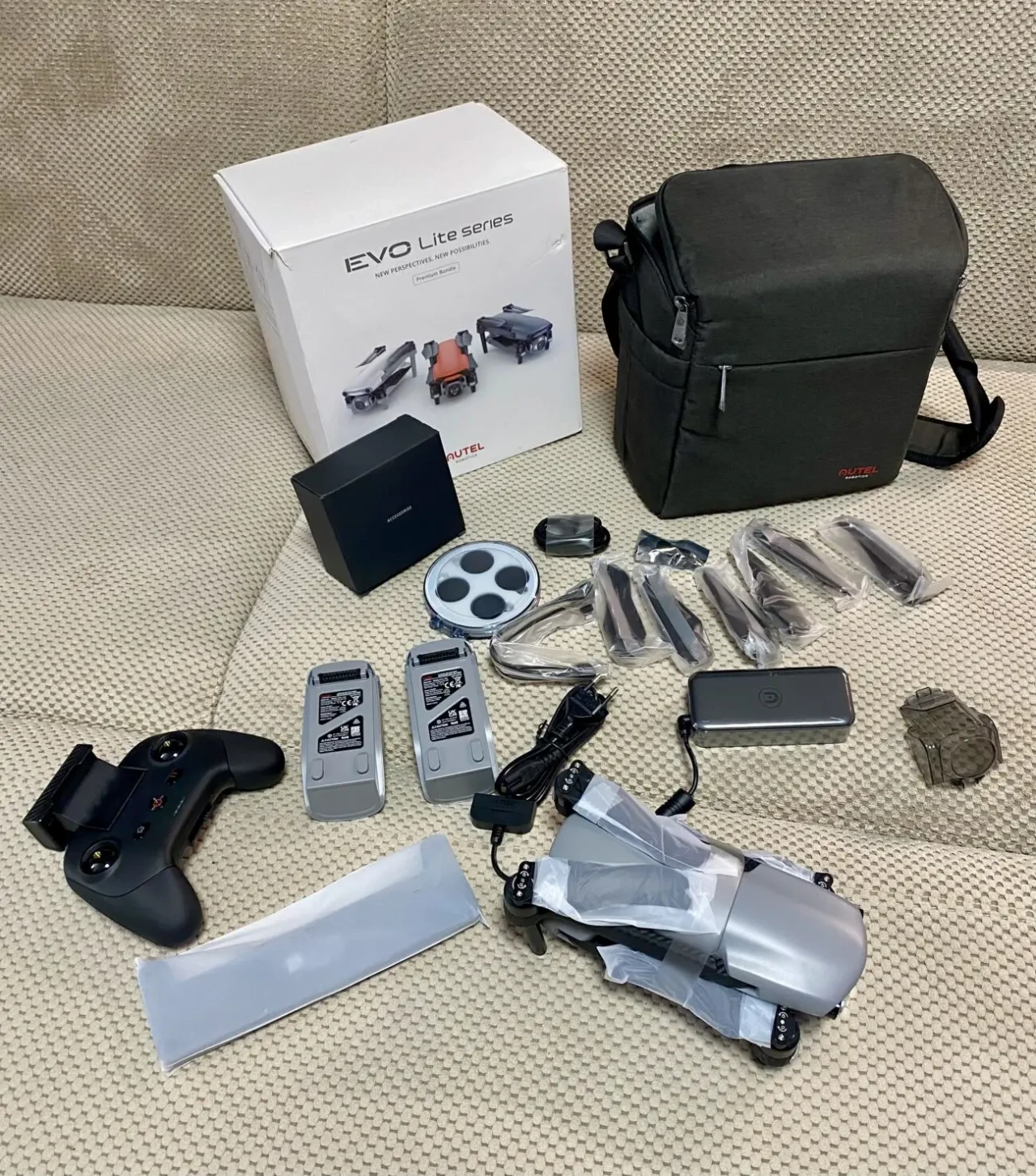 AUTEL EVO Lite Plus 6K дрон Premium Bundle - новий, не активований. 3