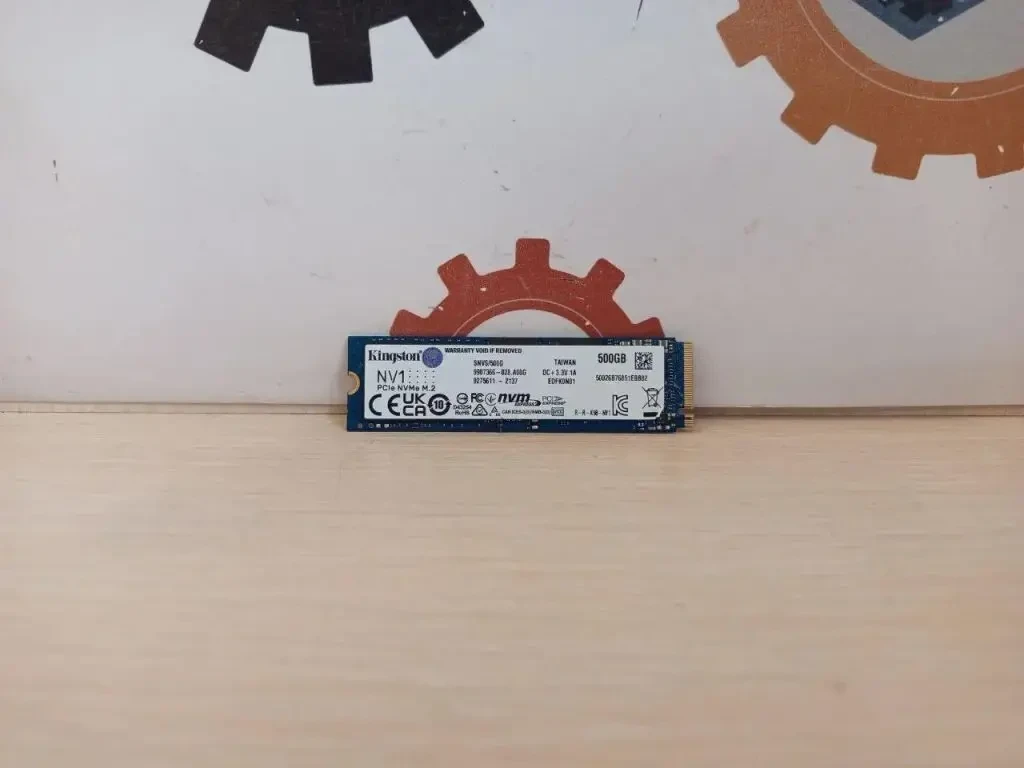 SSD диск Kingston NV1 500GB NVMe M.2 2280 PCIe 3.0 x4 (SNVS/500G)