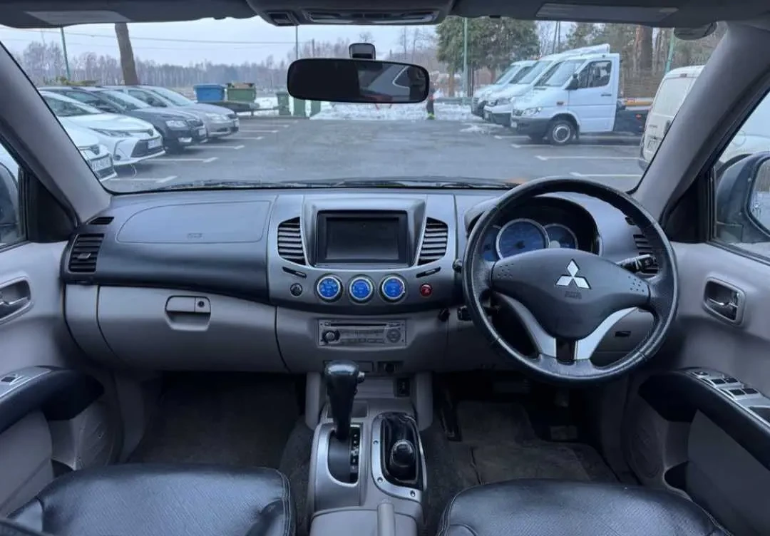 Mitsubishi L200 2,5 Diesel 6