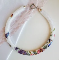 Прикраса із бісеру кольє-джгут Польовий букет