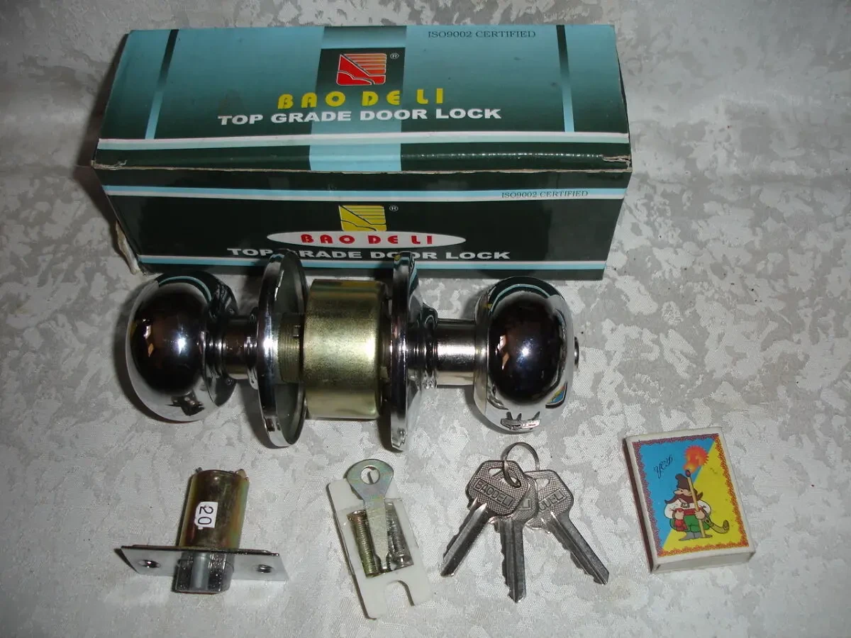 ЗАМОК/ручка дверна/ЗАСУВКА/кноб BAODELI. НОВИЙ.  Модель 5791 Р/С РЕТРО 2
