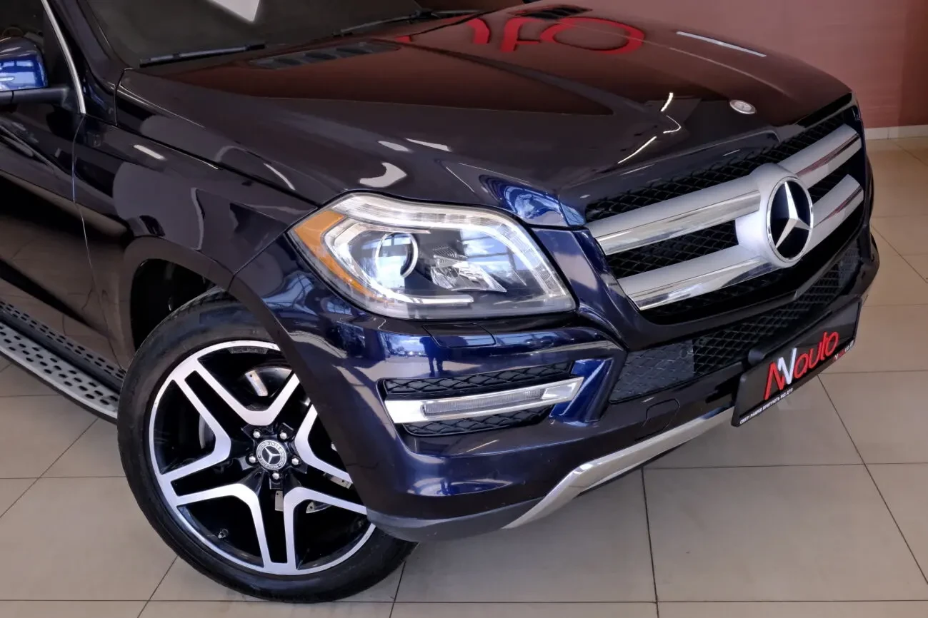 Mercedes GL-Class 3