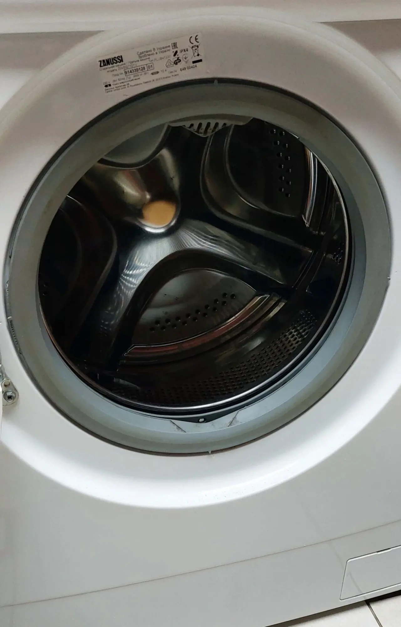 Вузька пралка Zanussi LINDO300,   6кг 6