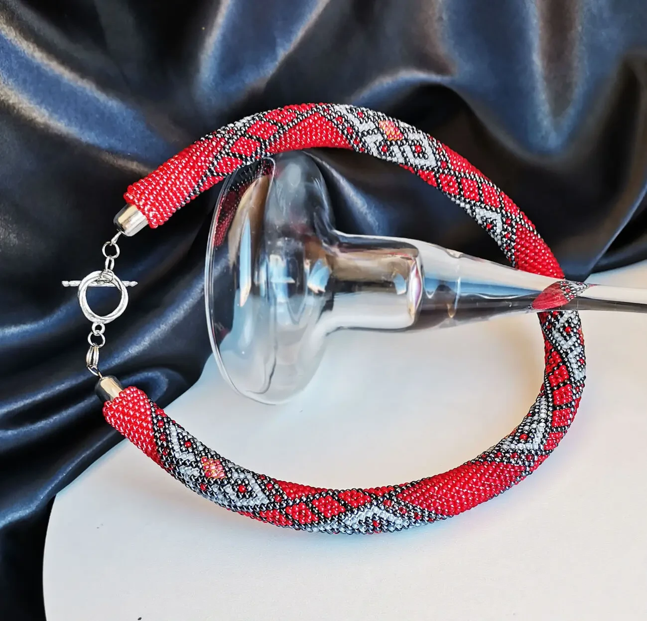 Прикраса із бісеру кольє-джгут Коралова мрія 10