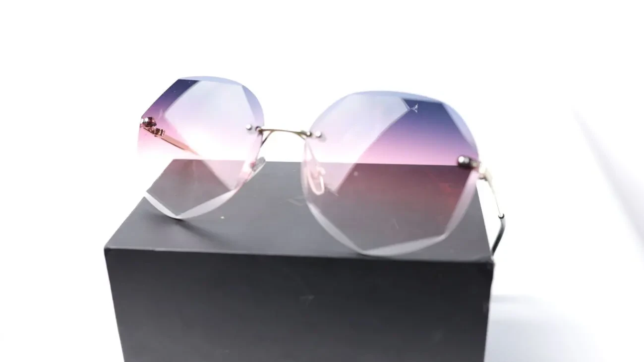 Окуляри сонцезахисні, Miraton Lamour 6