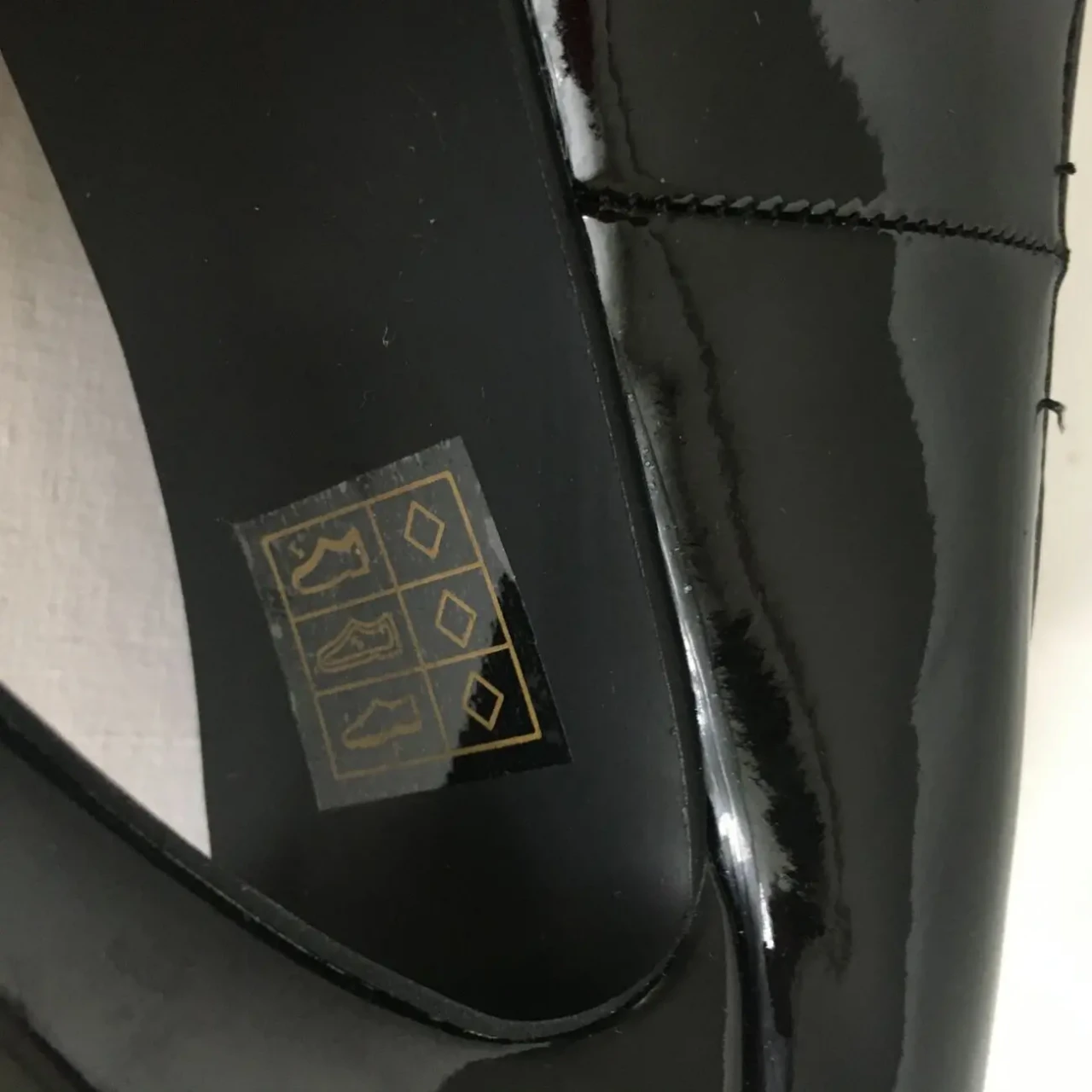 Нові босоніжки на шпильці і платформі розмір 39 8