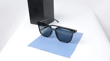 Сонцезахисні окуляри Black Blue Classic