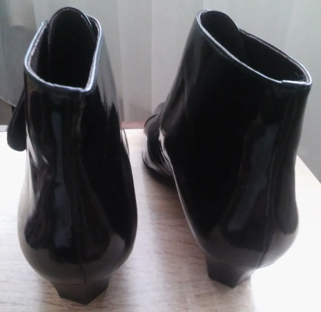 Нові лаковані ботильйони cussi розмір 37 на вузьку ніжку 4