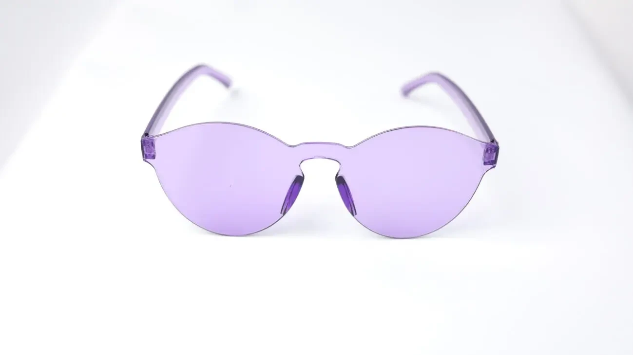 Очки с цветными линзами стиль по суперцене 3